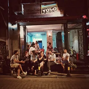 호스텔 Yolo 