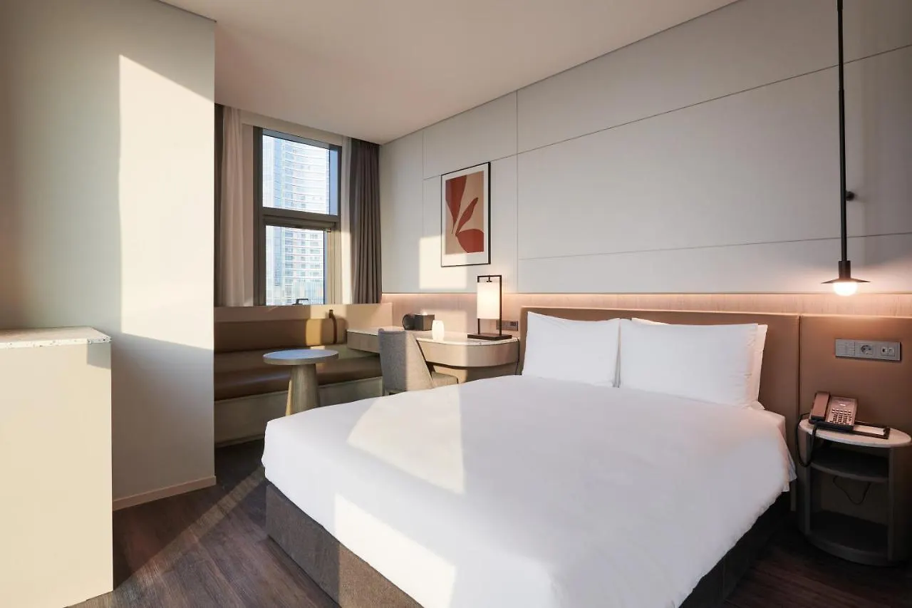 Nine Tree Premier Rokaus Hotel Seoul Yongsan 대한민국