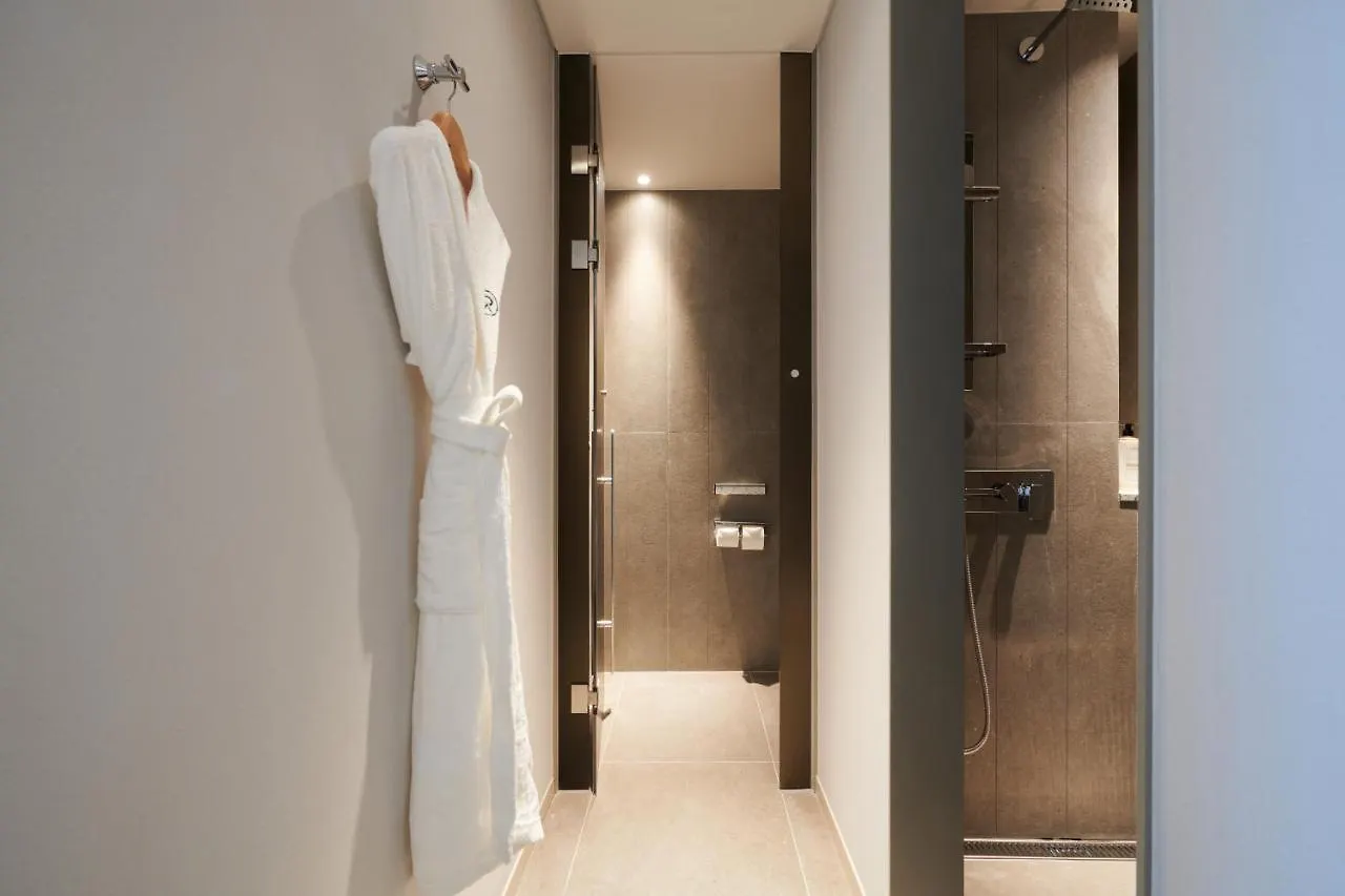 Nine Tree Premier Rokaus Hotel Seoul Yongsan