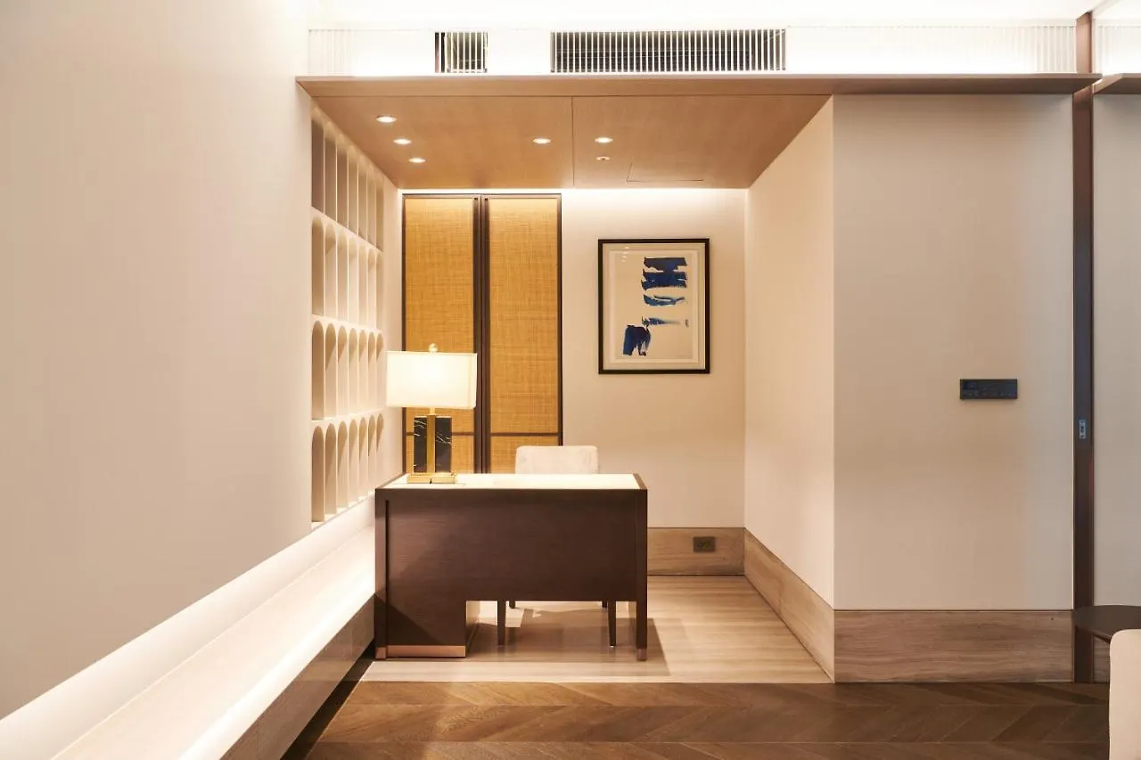 Nine Tree Premier Rokaus Hotel Seoul Yongsan