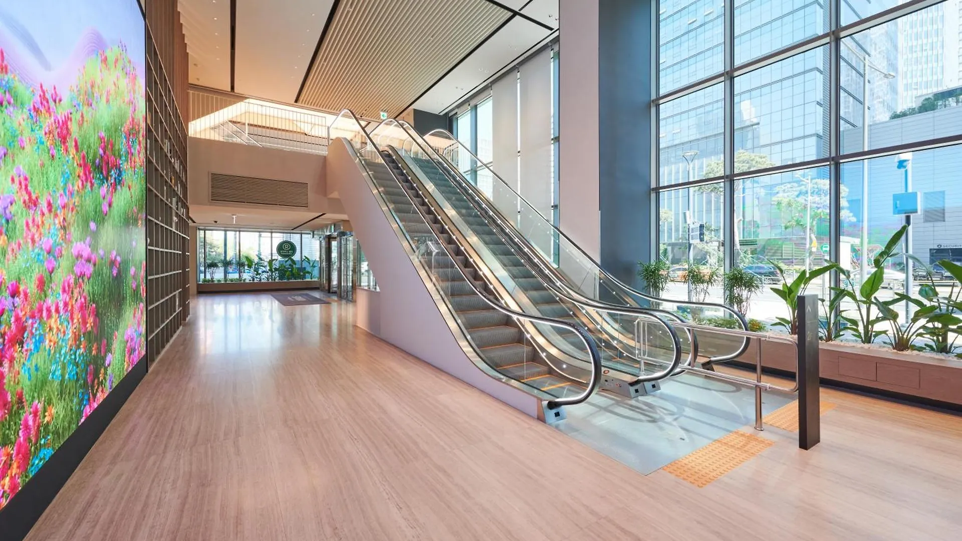 Nine Tree Premier Rokaus Hotel Seoul Yongsan